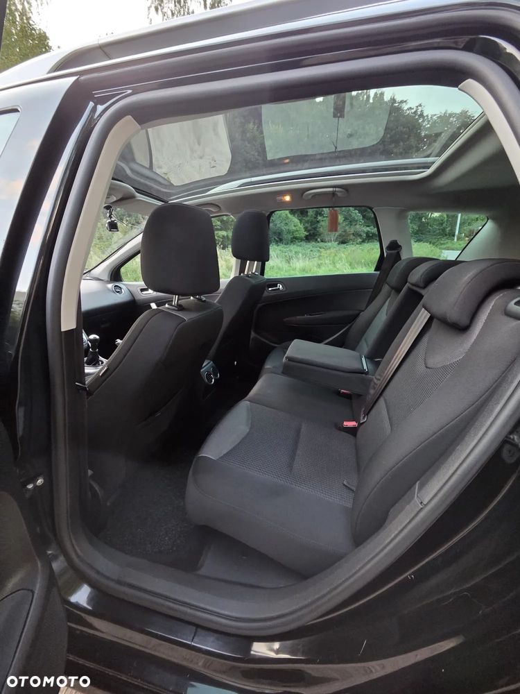 Peugeot 308 - 5