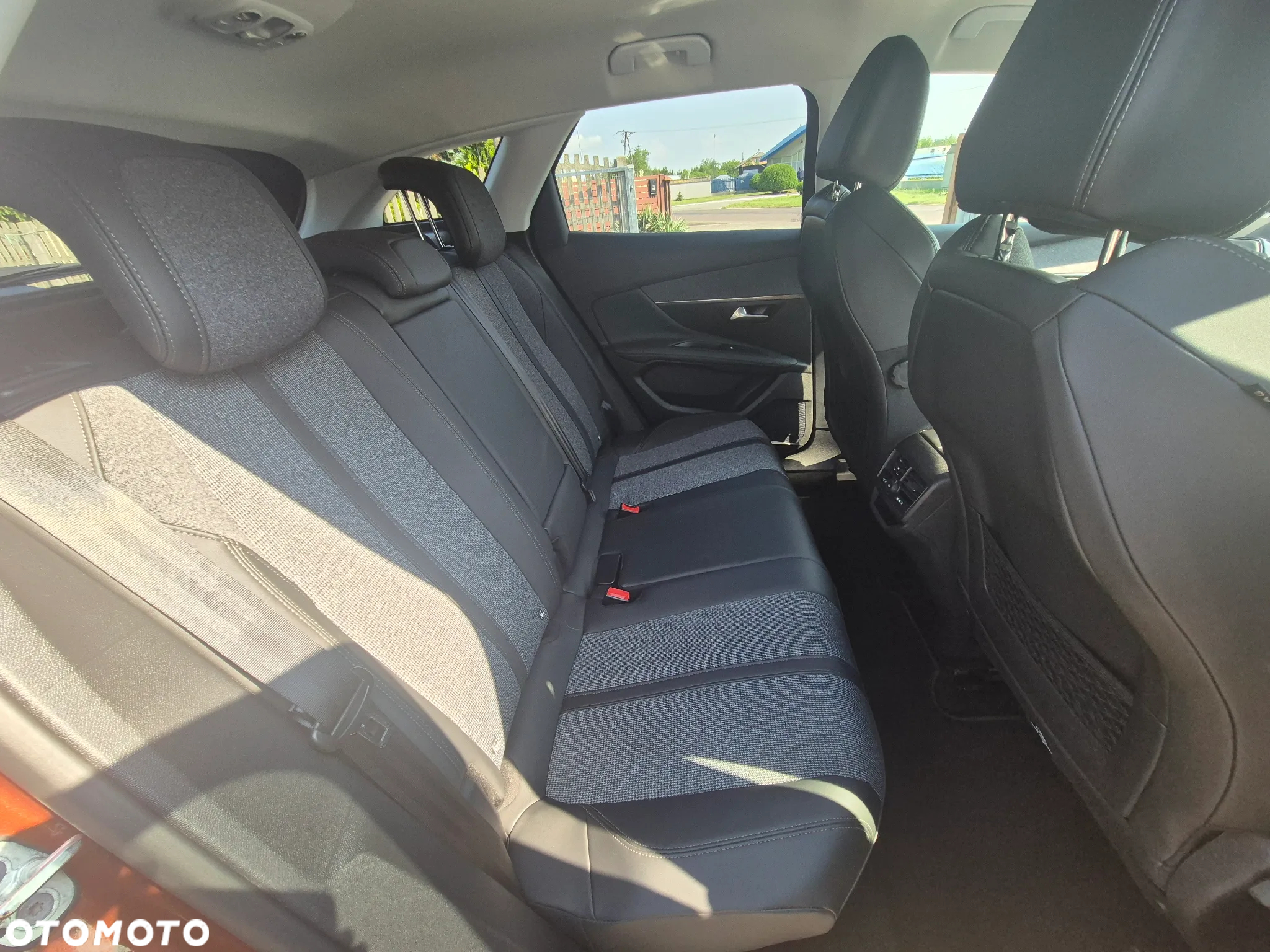 Peugeot 3008 1.2 PureTech Allure S&S EAT6 - 9