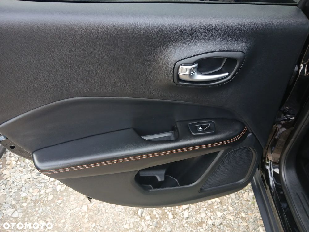 Jeep Compass 2.0 MJD Limited 4WD S&S - 13