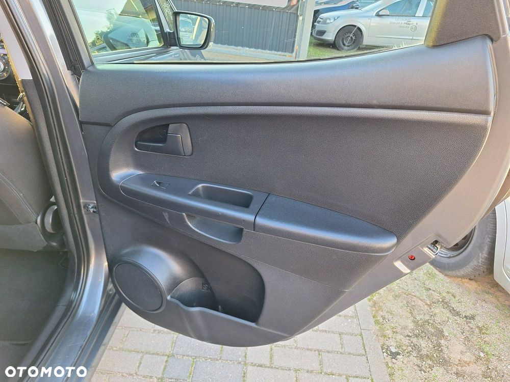 Kia Venga 1.4 Business Line - 19
