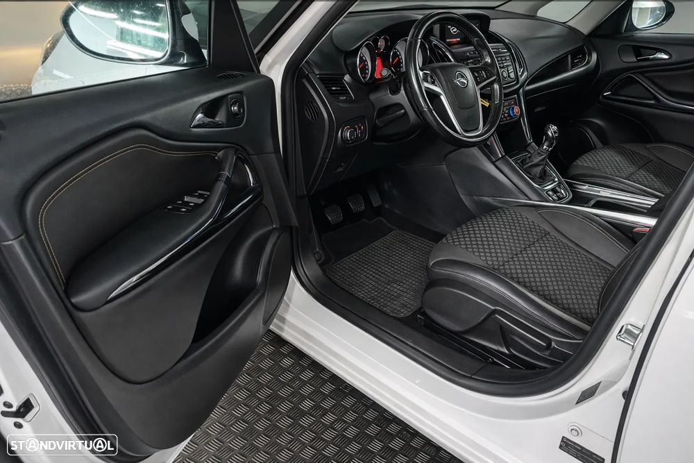 Opel Zafira 1.6 CDTi Executive - 11