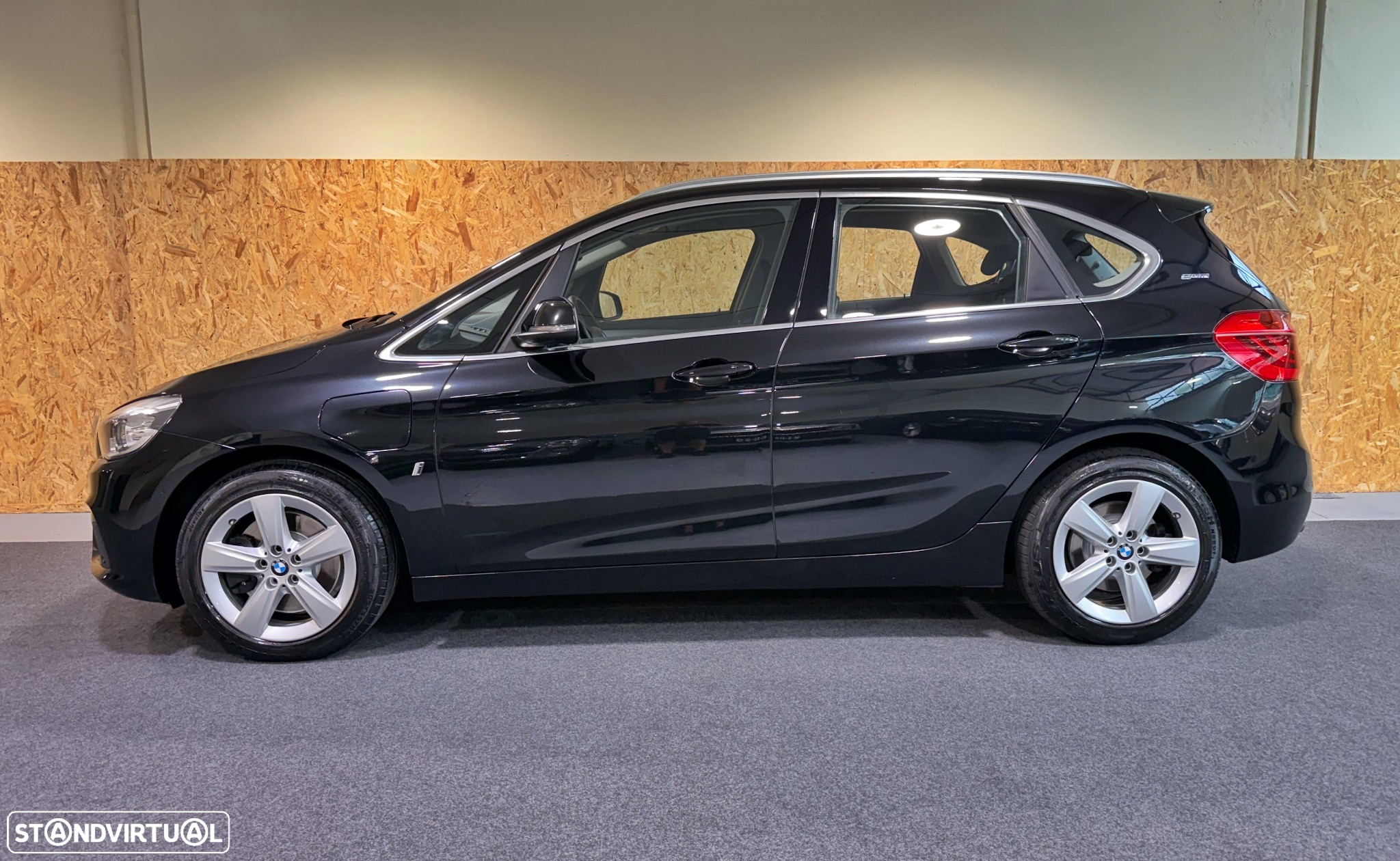 BMW 225xe Active Tourer Line Sport - 3