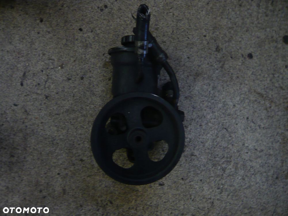 pompa wspomagania 04751550-1 toyota avensis ii t25 - 1