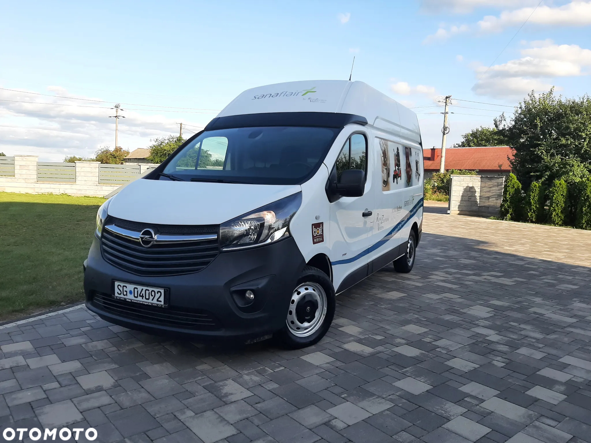 Opel Vivaro - 2