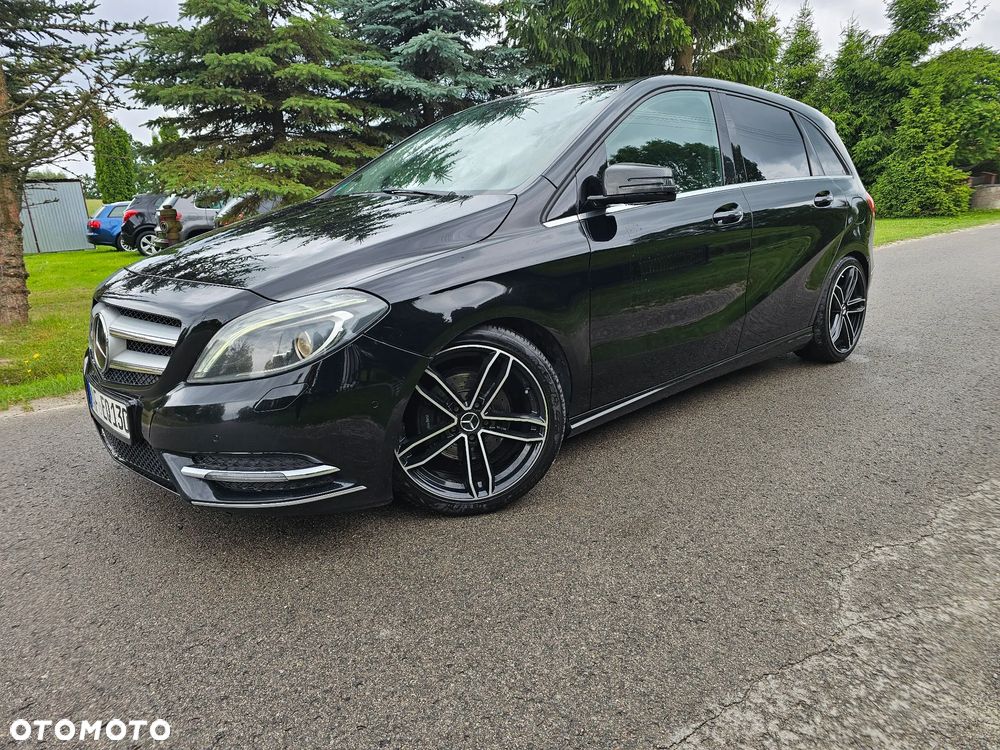Mercedes-Benz Klasa B 200 CDI (BlueEFFICIENCY) - 23