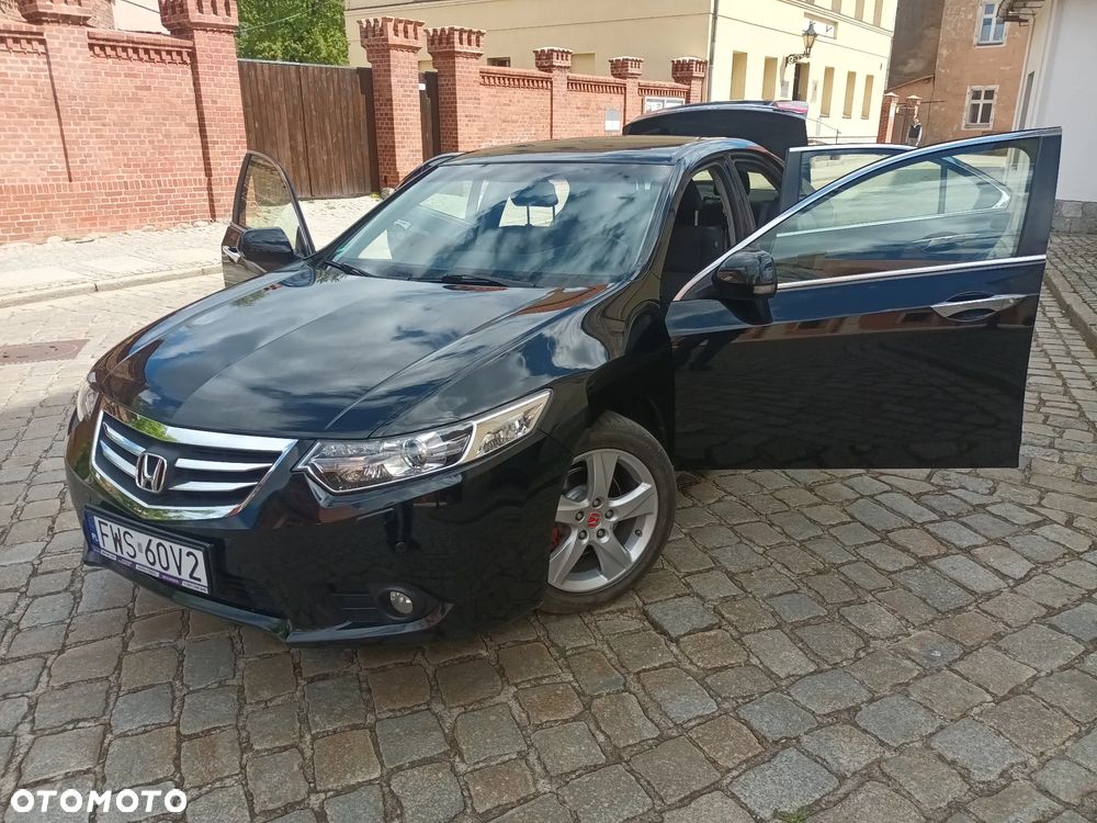 Honda Accord 2.0 Elegance 50 Jahre Edition - 3