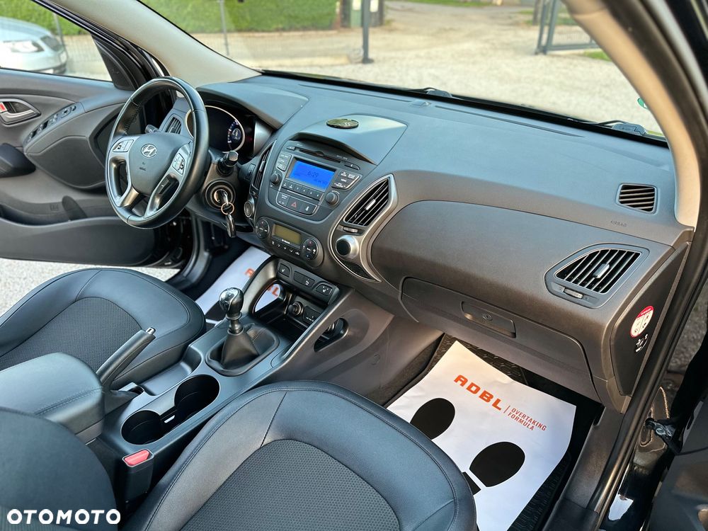 Hyundai ix35 1.7 CRDi 2WD blue Style - 15
