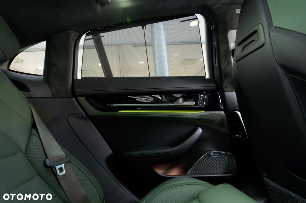 Porsche Panamera Turbo E-Hybrid PHEV - 14