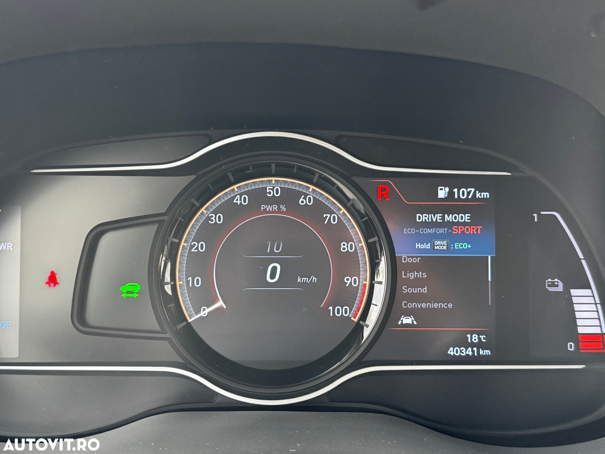 Hyundai KONA EV Style - 33
