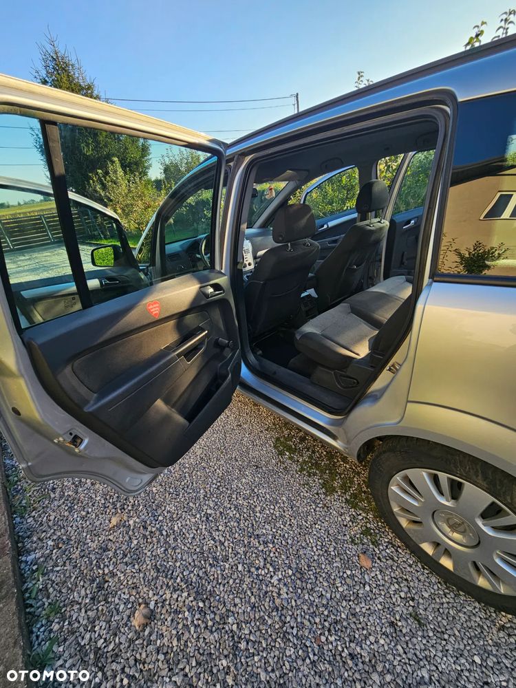 Opel Zafira 1.7 CDTI - 16