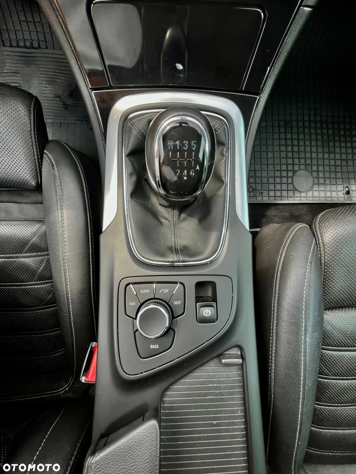Opel Insignia - 6