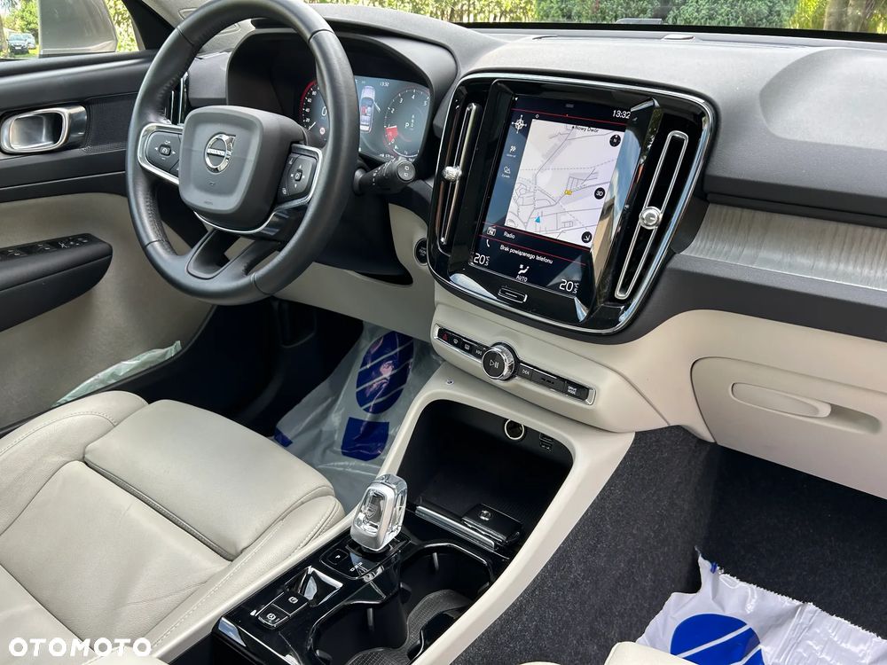 Volvo XC 40 T3 Inscription - 18