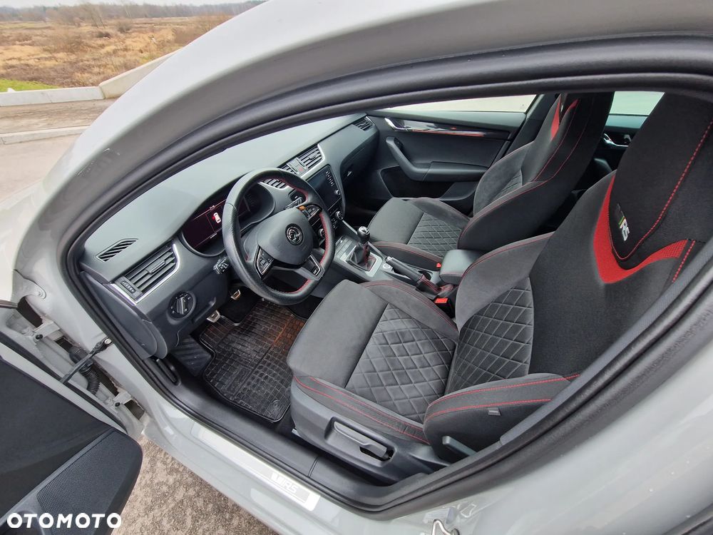 Skoda Octavia 2.0 TSI RS 245 - 23