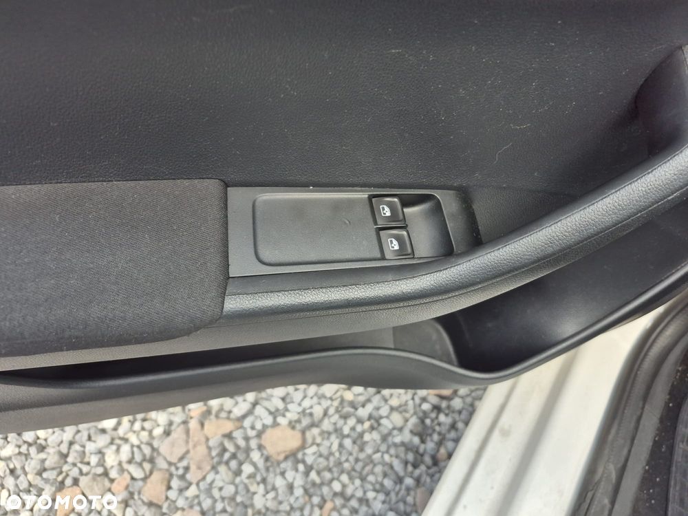 Skoda Fabia 1.0 Ambition - 11