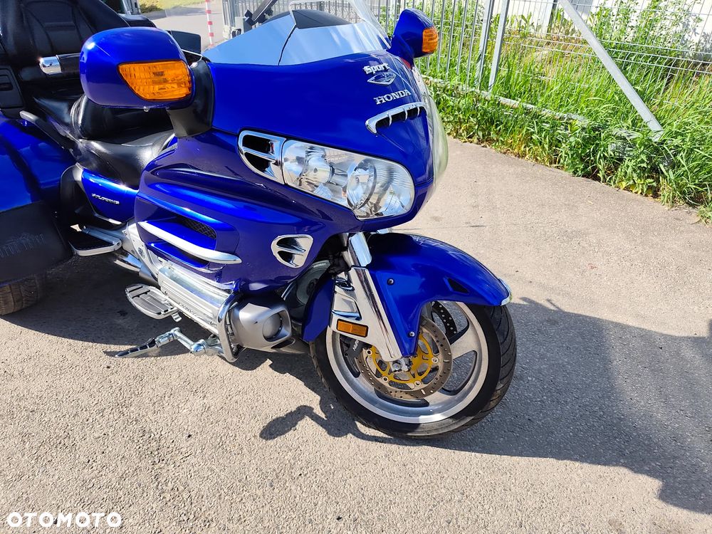 Honda GL - 6