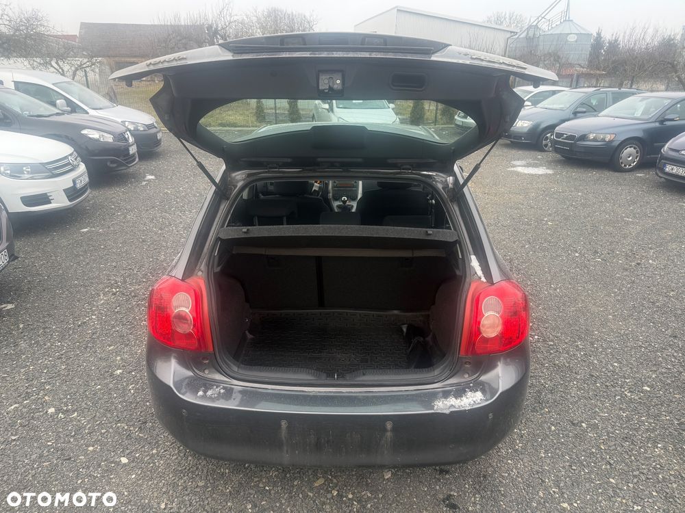 Toyota Auris 1.4 VVT-i Sol - 27