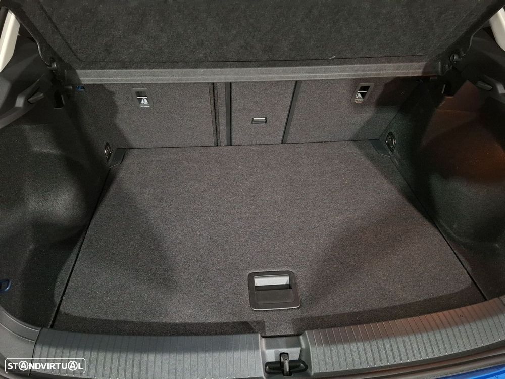 VW T-Roc 1.0 TSI Urban - 23