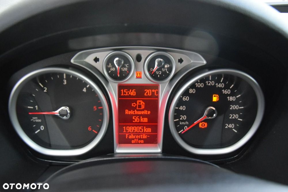 Ford Kuga 2.0 TDCi 4x4 Titanium - 23