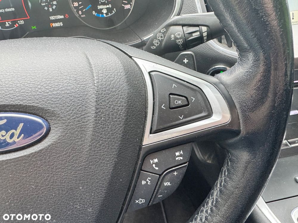 Ford S-Max 2.0 TDCi Titanium PowerShift - 23