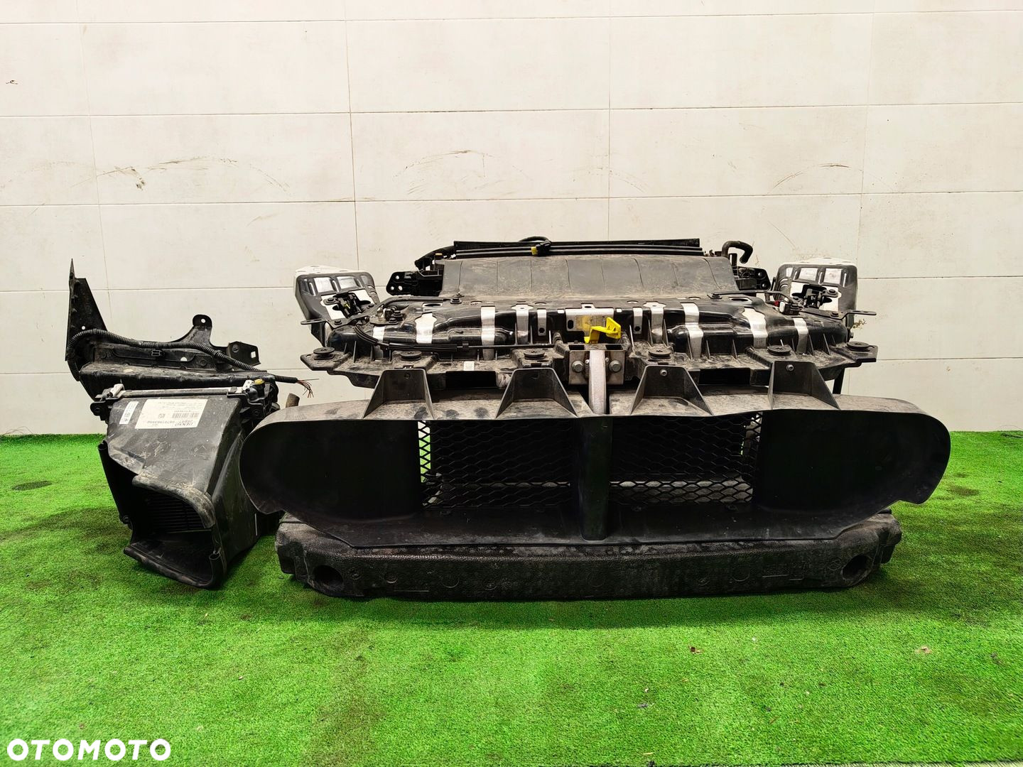 MASERATI GRECALE MODENA PRZÓD MASKA ZDERZAK LAMPY BŁOTNIKI PAS PRZEDNI 2.0B - 11