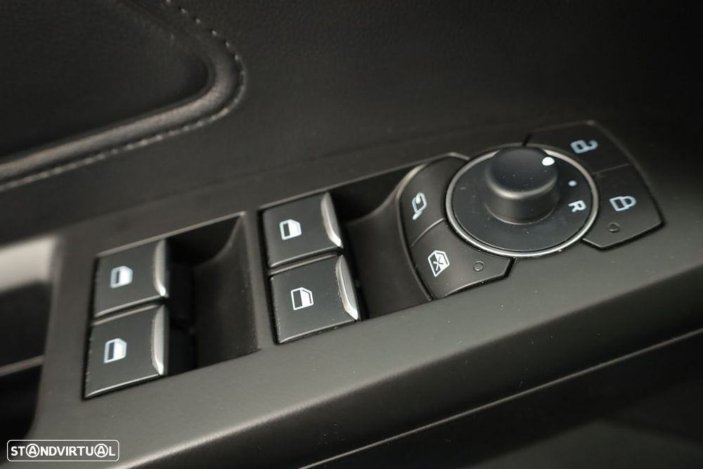 Ford Focus 1.0 EcoBoost MHEV ST-Line X - 18