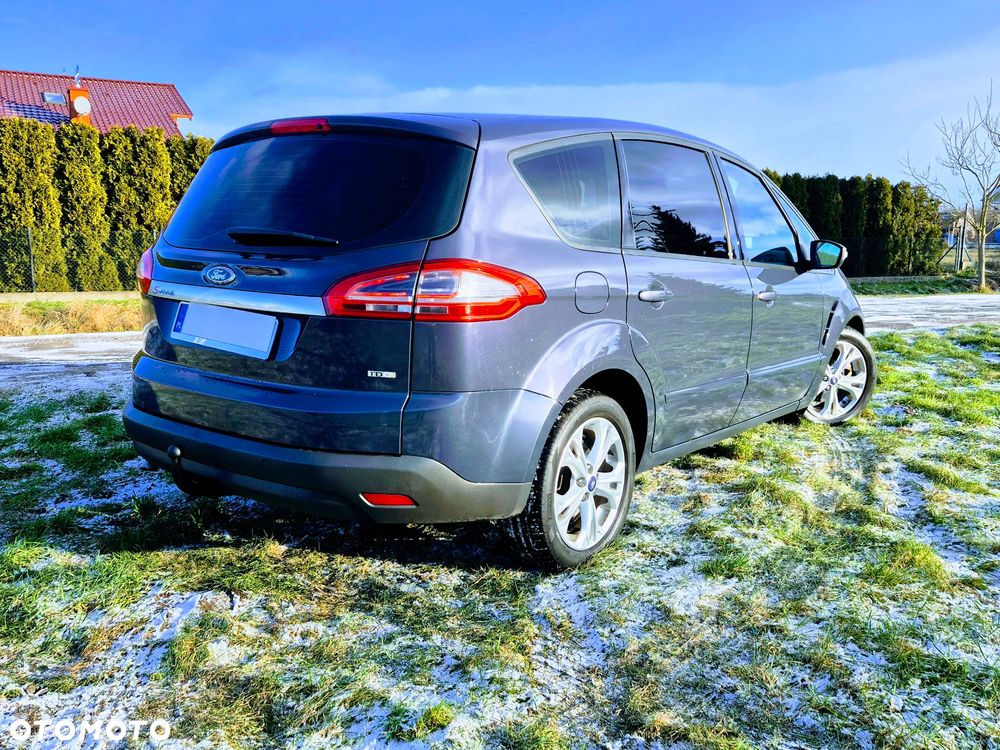 Ford S-Max - 15