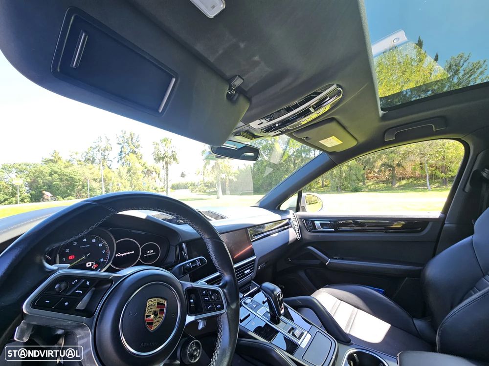 Porsche Cayenne Coupé E-Hybrid - 14