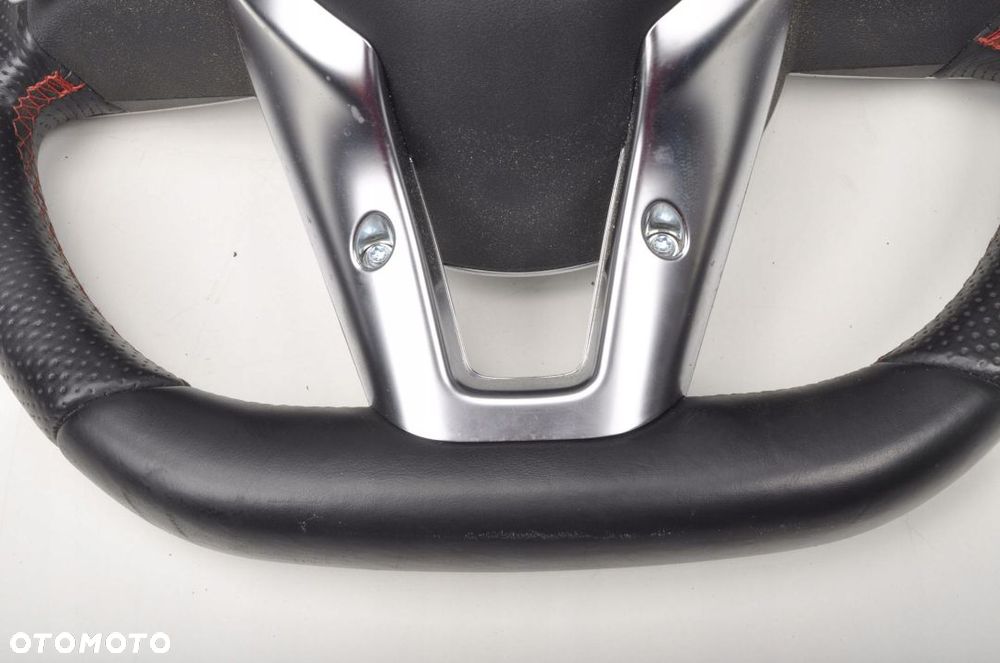 W176 KIEROWNICA MULTIFUNKCYJNA ŁOPATKI SKÓRA - 11
