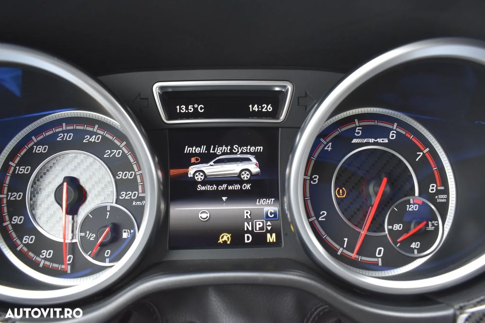 Mercedes-Benz GLS - 36