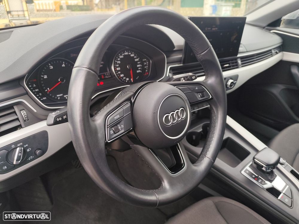 Audi A4 Avant 30 TDI S tronic - 12