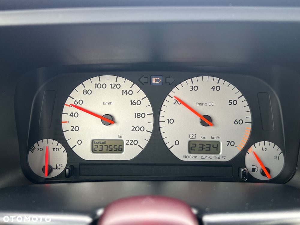 Volkswagen Golf - 40