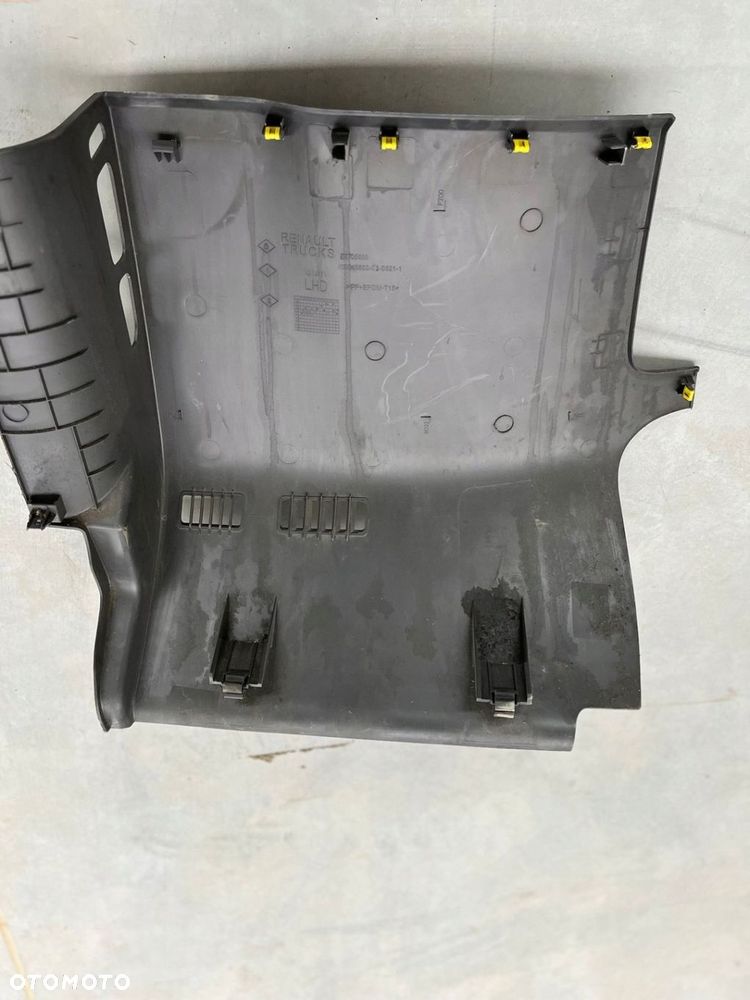 RENAULT GAMA T RANGE OSŁONA OBUDOWA DOLNA DESKI - 2