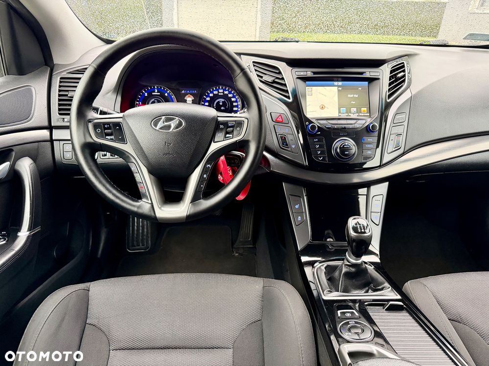 Hyundai i40 1.7 CRDi Comfort - 37