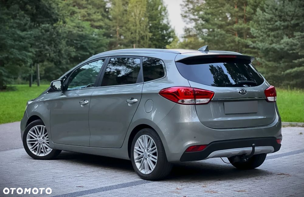 Kia Carens 1.7 CRDi 115 Dream-Team Edition - 23