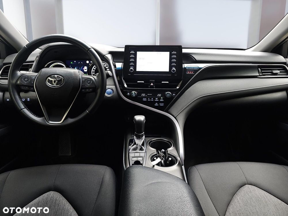 Toyota Camry 2.5 Hybrid Comfort CVT - 8