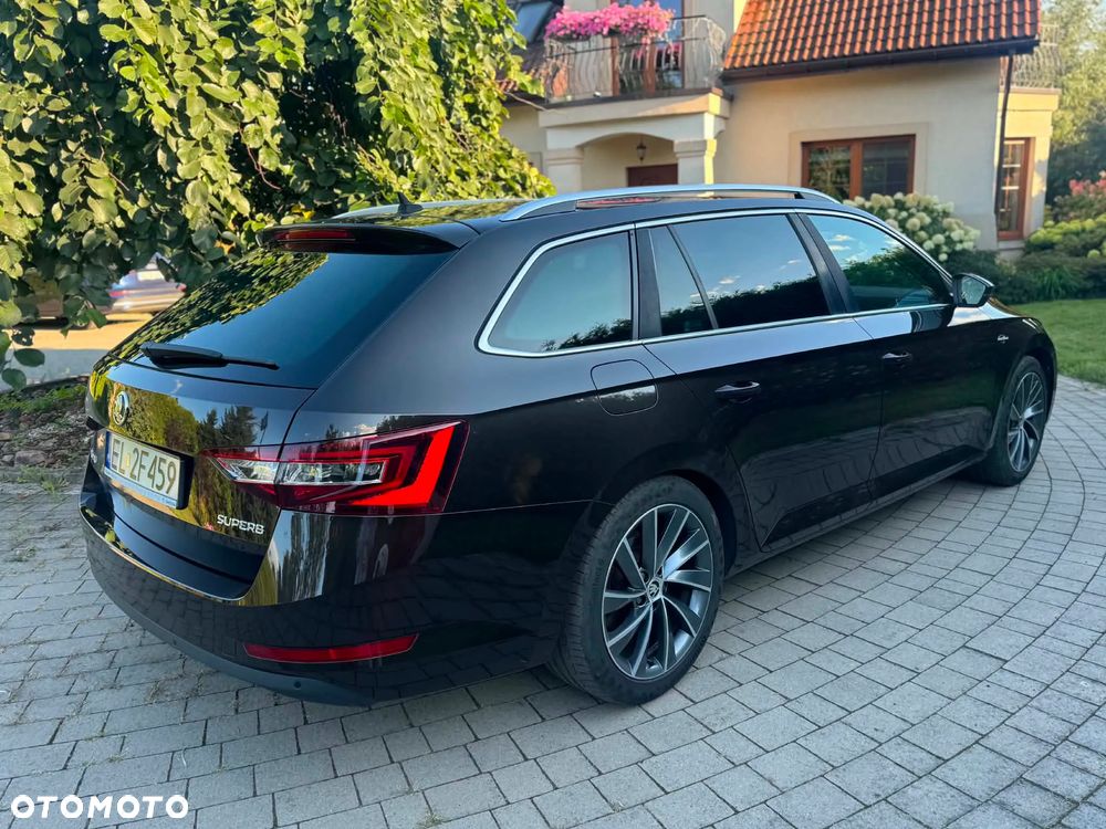 Skoda Superb 1.8 TSI L&K DSG - 5