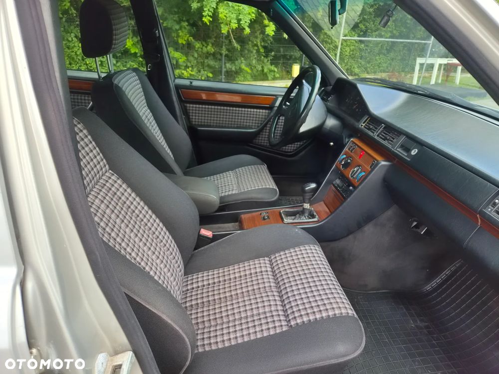 Mercedes-Benz W124 (1984-1993) - 5