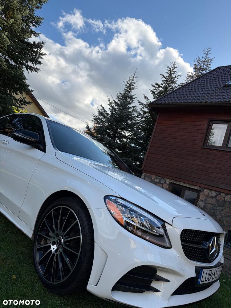 Mercedes-Benz C-Class 2019 photo 2