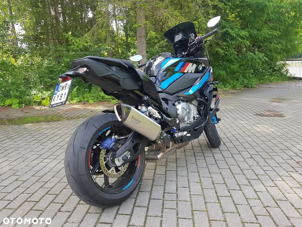 BMW XR - 8