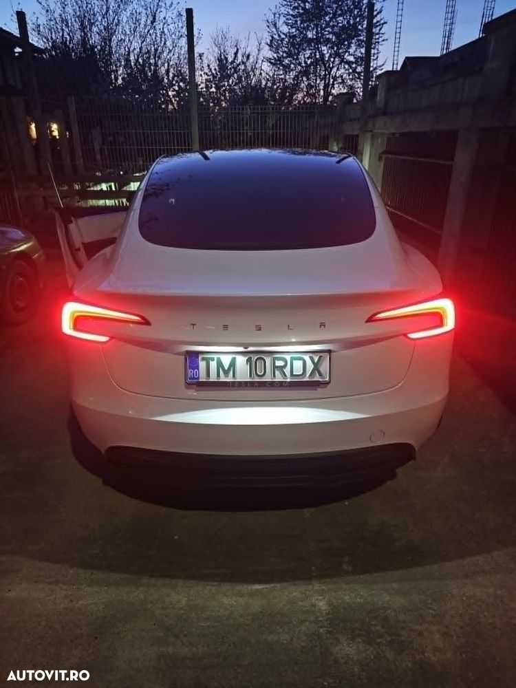 Tesla Model 3 RWD - 17