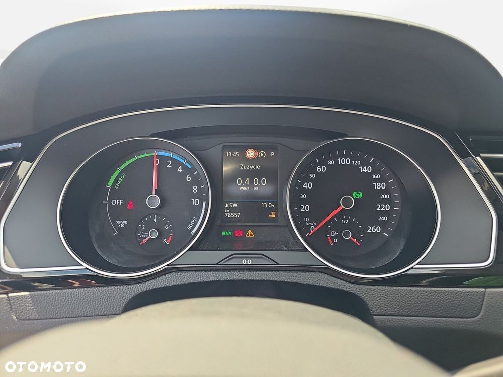 Volkswagen Passat - 19