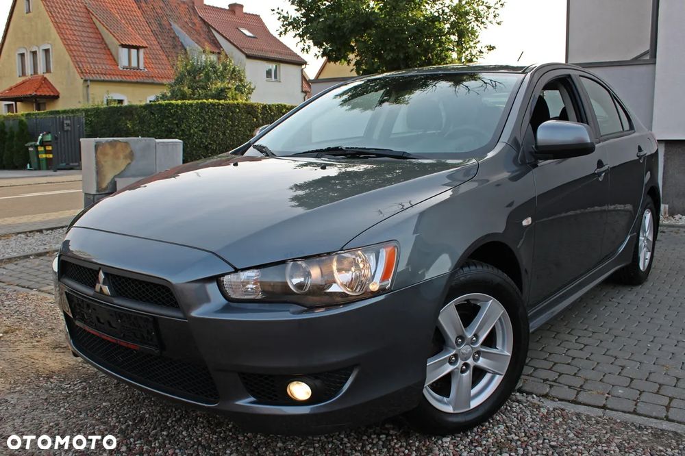 Mitsubishi Lancer 1.8 Intense - 2