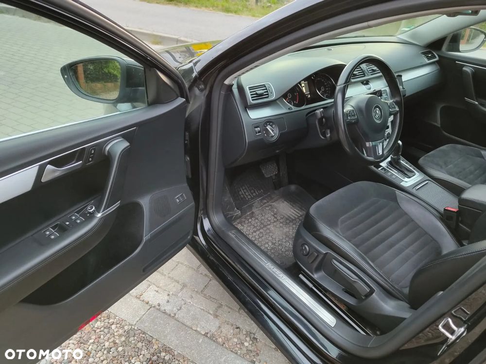 Volkswagen Passat 2.0 TDI DSG BlueMotion Technology Highline - 12