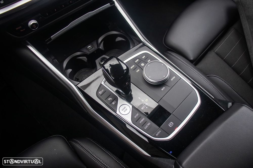 BMW 330 - 9