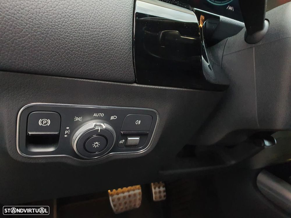 Mercedes-Benz GLA 200 7G-DCT Edition AMG Line - 18