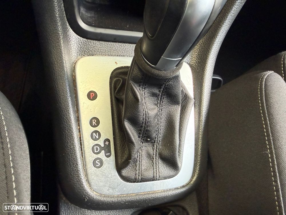 VW Sharan 2.0 TDI Conforline DSG - 10