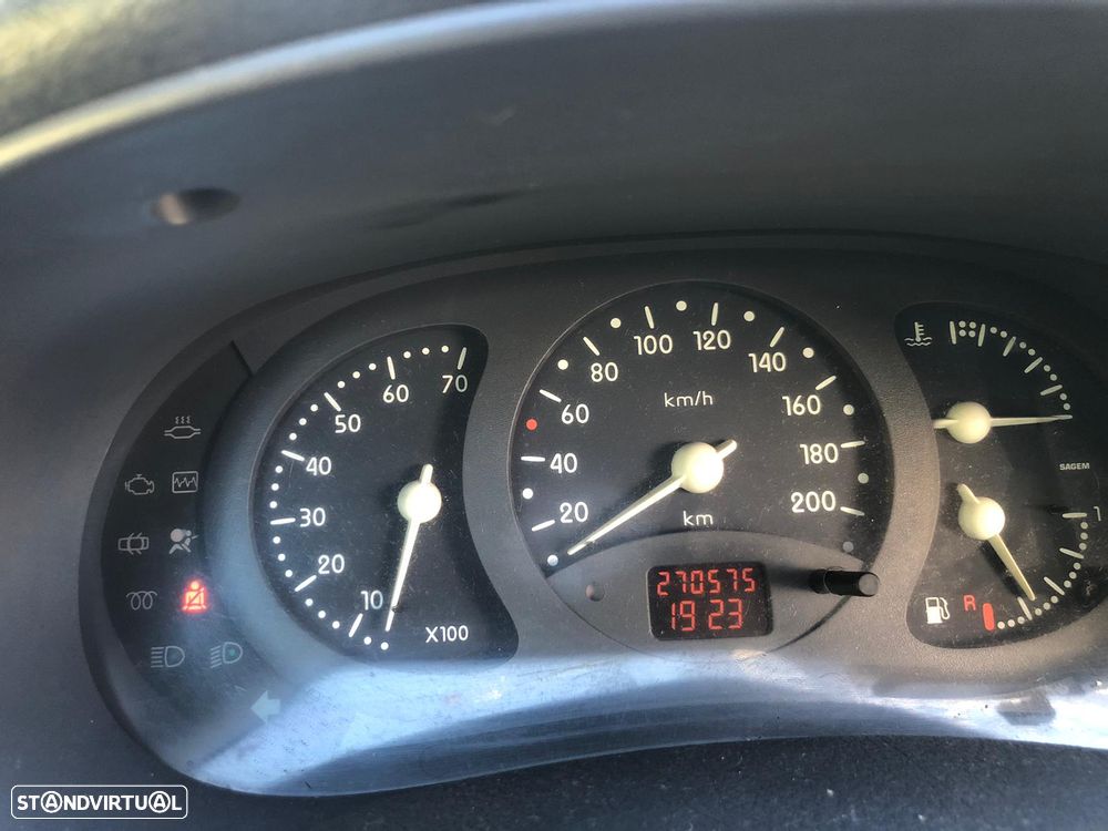 Renault Clio 1.2 - 6