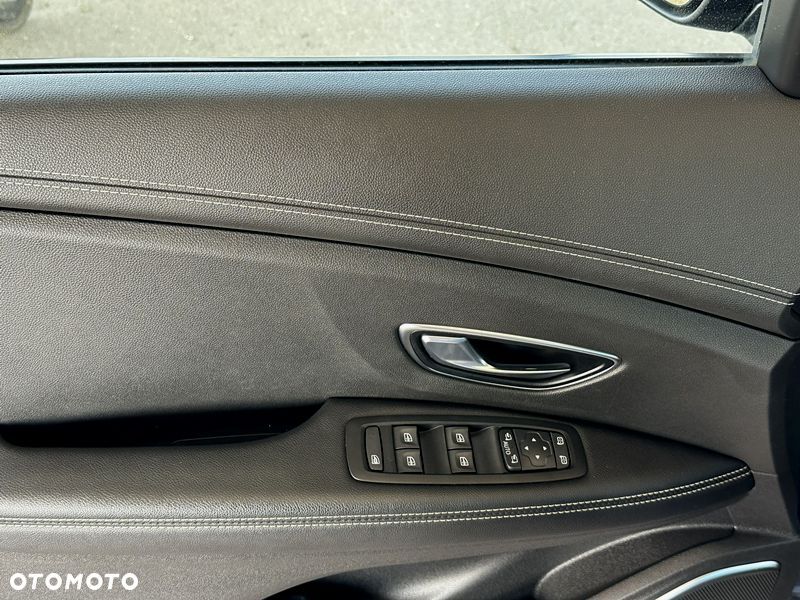 Renault Grand Scenic - 18