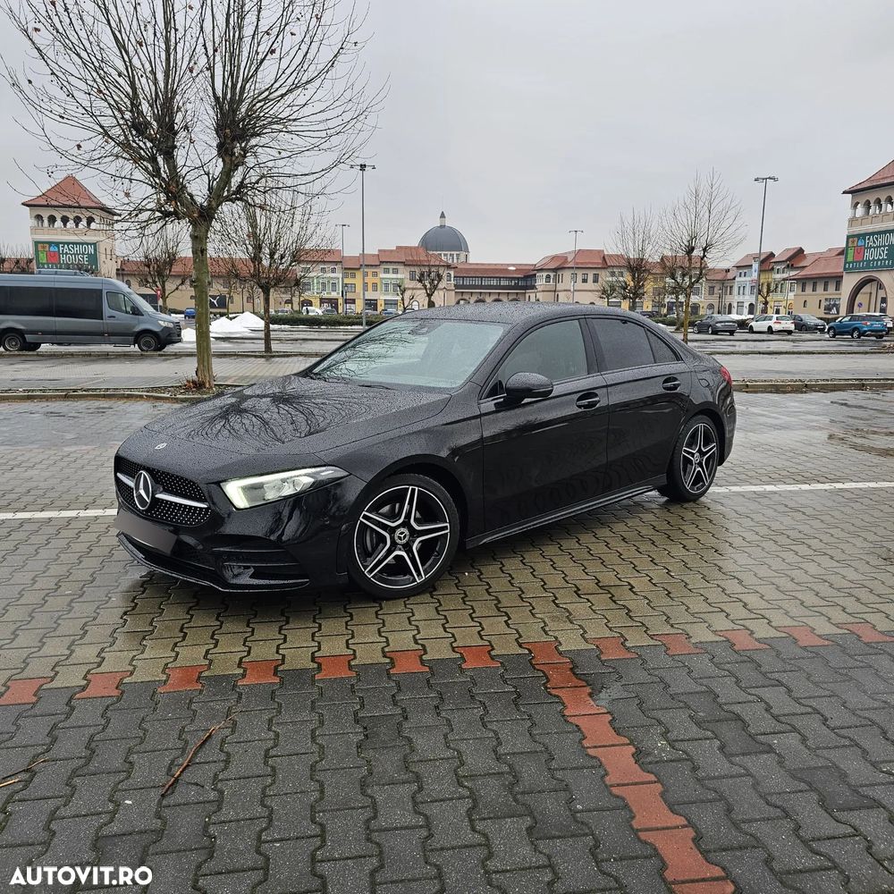 Mercedes-Benz A 180 7G-DCT AMG Line - 2