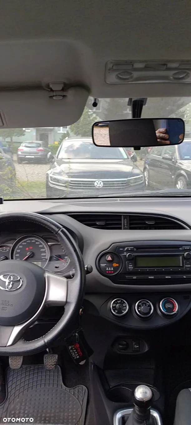 Toyota Yaris 1.0 Active - 8